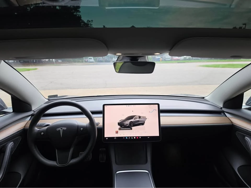 2022 Tesla Model 3 Performance - Image 18 of 18