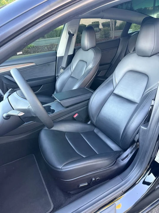 2022 Tesla Model 3 Performance - Image 6 of 12