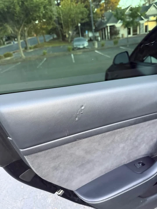 2022 Tesla Model 3 Performance - Image 12 of 12