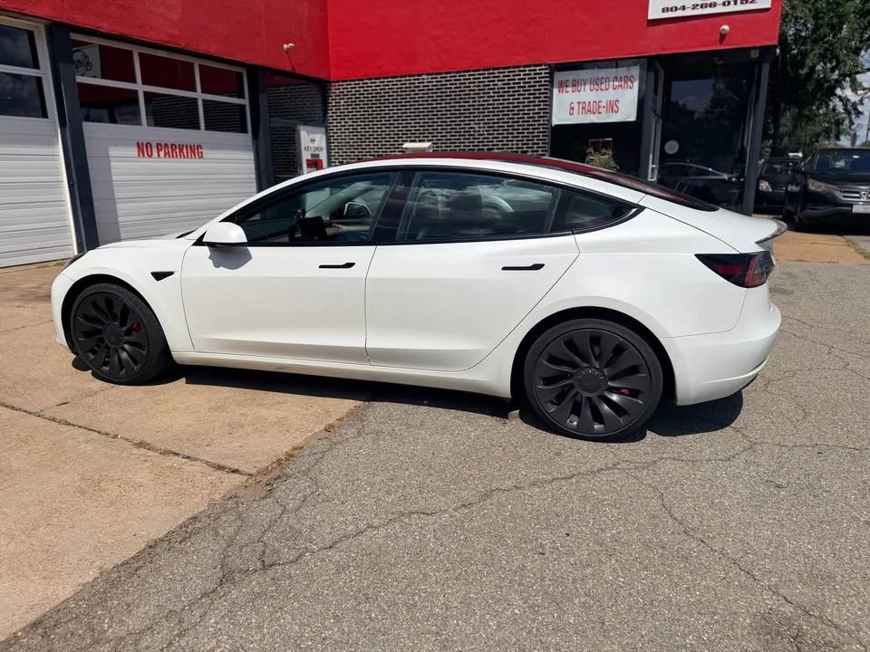 2022 Tesla Model 3 Performance - Image 3 of 16