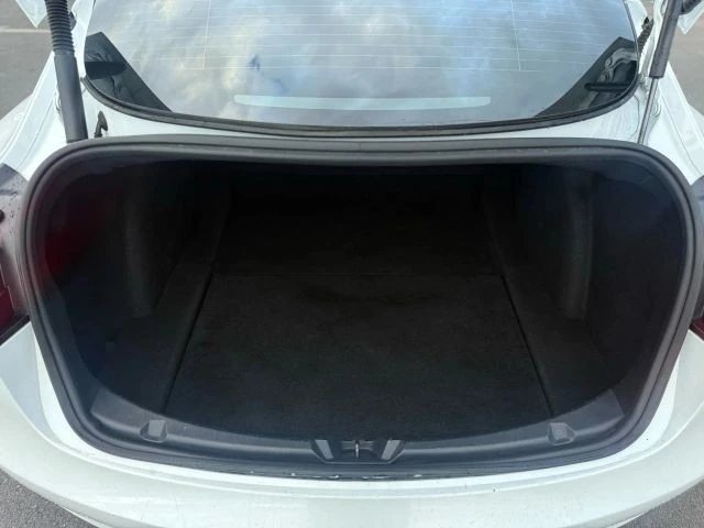 2022 Tesla Model 3 Performance - Image 10 of 21