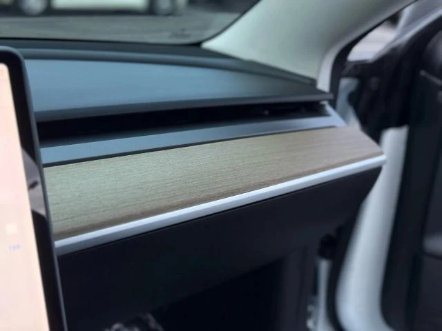 2022 Tesla Model 3 Performance - Image 21 of 21