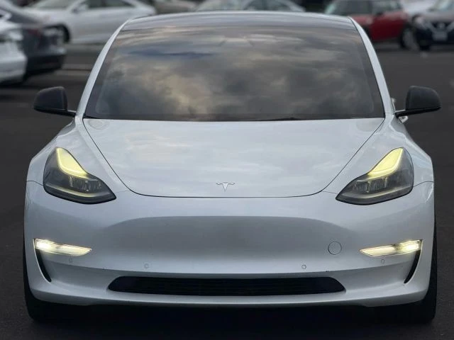 2022 Tesla Model 3 Performance - Image 5 of 21