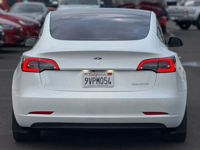 2022 Tesla Model 3 Performance - Image 8 of 21