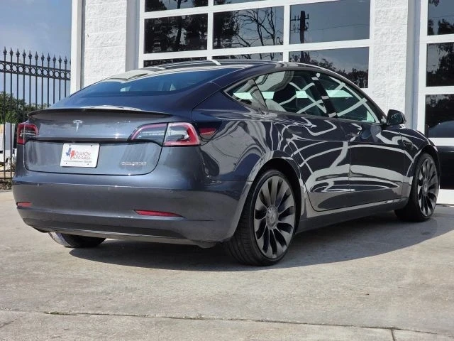 2022 Tesla Model 3 Performance - Image 4 of 21