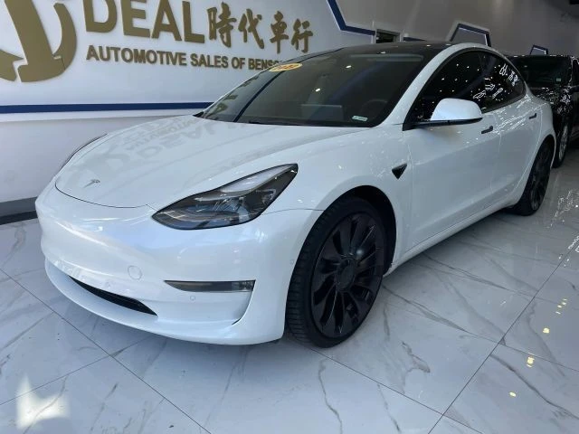 2022 Tesla Model 3 Performance - Image 3 of 28