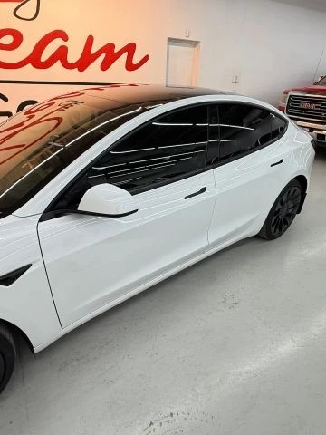 2022 Tesla Model 3 Performance - Image 4 of 21