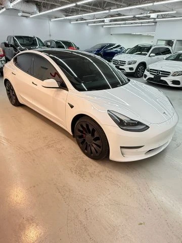 2022 Tesla Model 3 Performance - Image 14 of 21