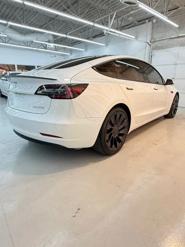 2022 Tesla Model 3 Performance - Image 11 of 21