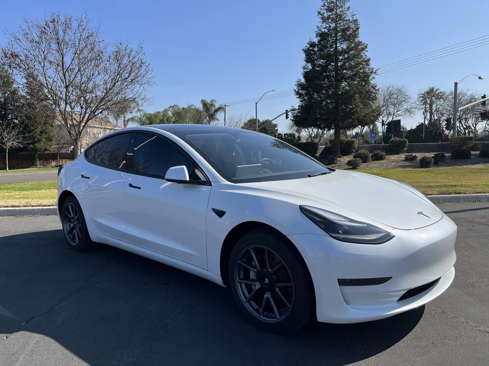 2022 Tesla Model 3 - Image 11 of 31
