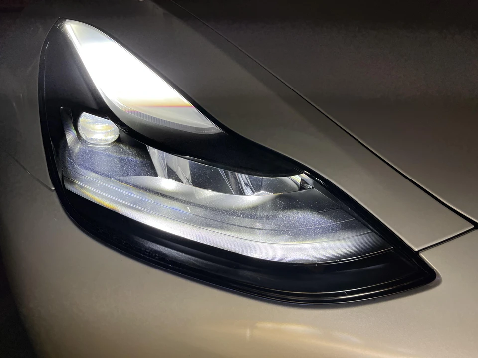 2022 Tesla Model 3 - Image 12 of 31