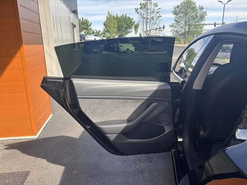 2022 Tesla Model 3 - Image 14 of 18
