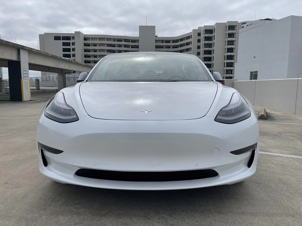 2022 Tesla Model 3 - Image 8 of 31
