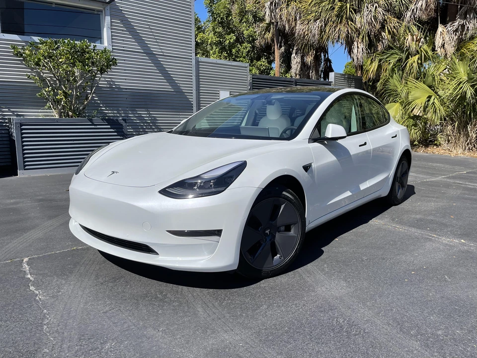 2022 Tesla Model 3 - Image 15 of 31