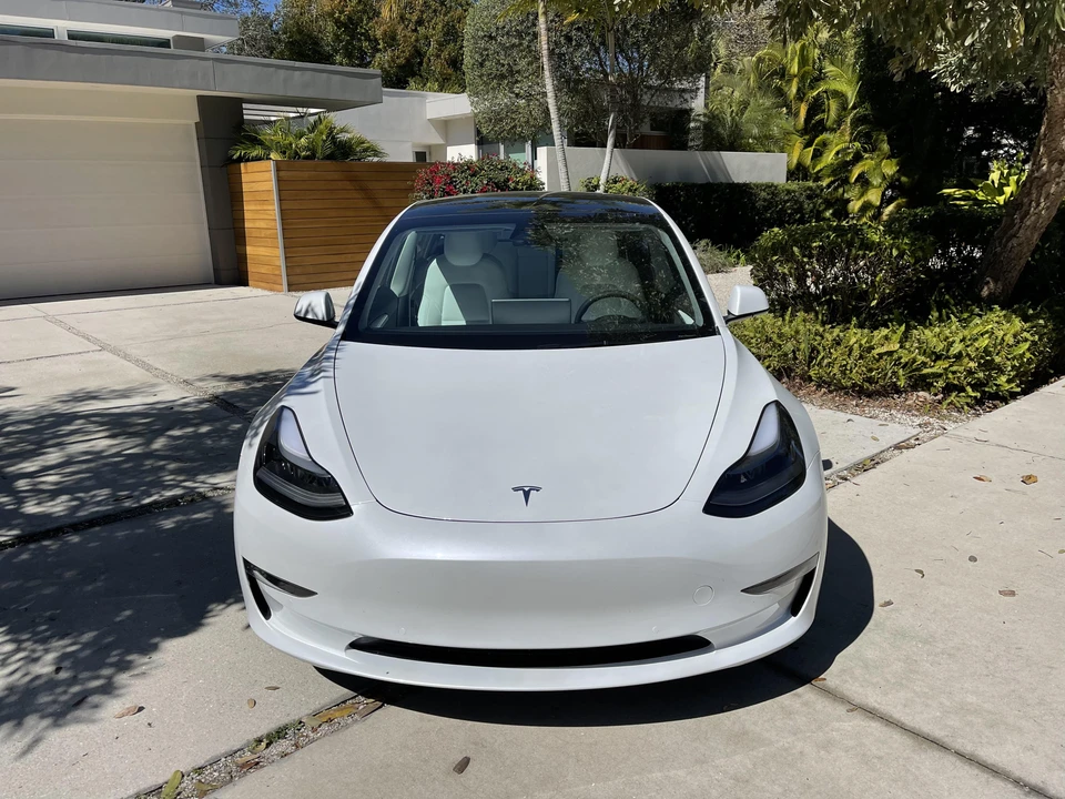2022 Tesla Model 3 - Image 6 of 31