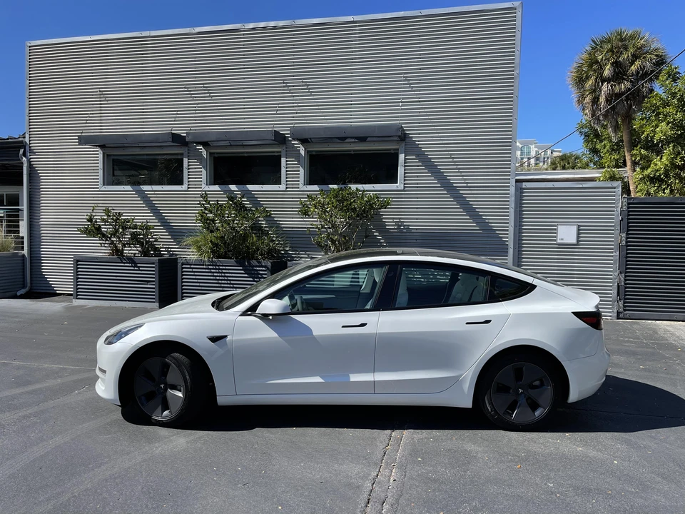 2022 Tesla Model 3 - Image 29 of 31