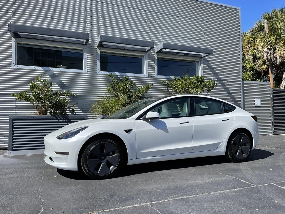 2022 Tesla Model 3 - Image 24 of 31