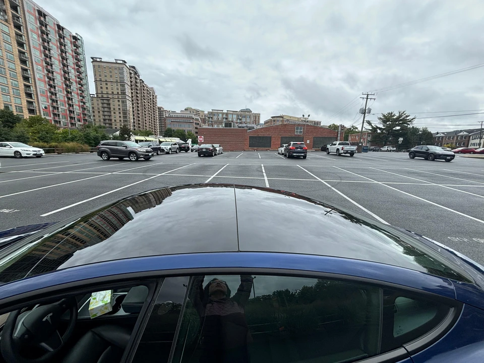 2022 Tesla Model 3 - Image 16 of 31