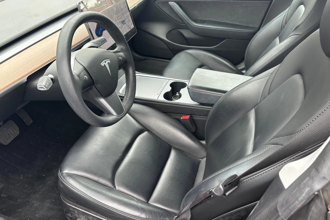 2022 Tesla Model 3 - Image 25 of 31