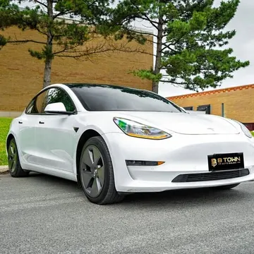 2022 Tesla Model 3 RWD