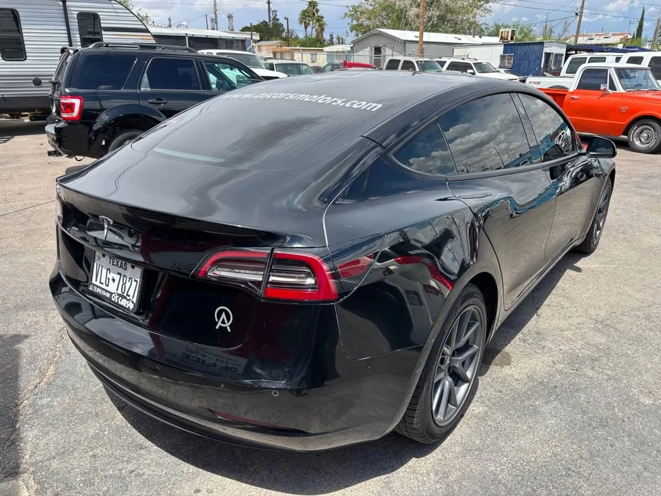 2022 Tesla Model 3 - Image 3 of 8