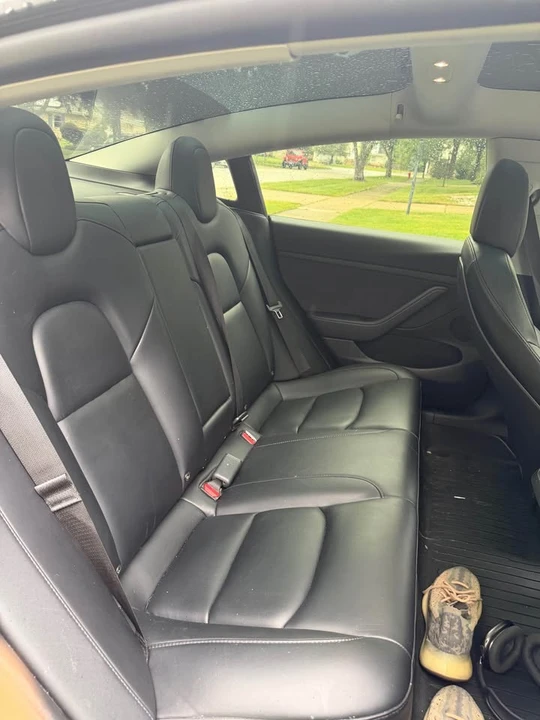 2022 Tesla Model 3 - Image 7 of 10