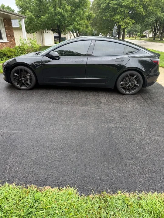 2022 Tesla Model 3 - Image 3 of 10