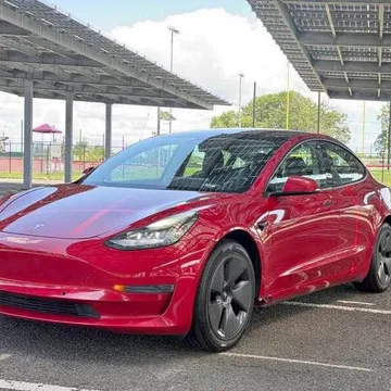 2022 Tesla Model 3 Sedan 4D