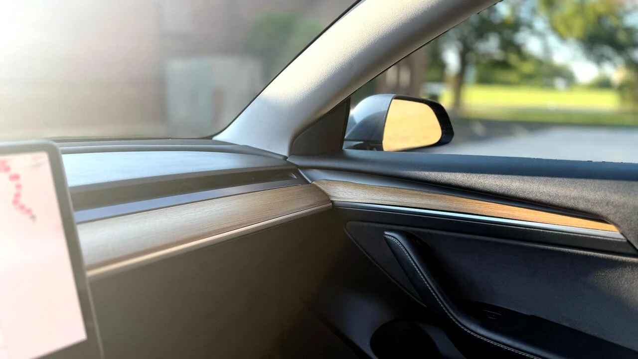 2022 Tesla Model 3 - Image 19 of 21