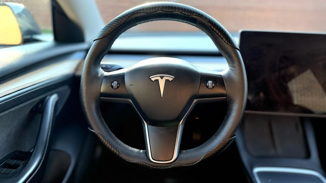 2022 Tesla Model 3 - Image 13 of 21