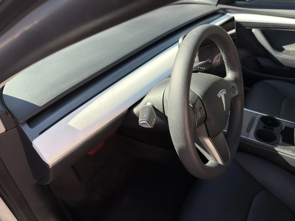 2022 Tesla Model 3 - Image 5 of 21