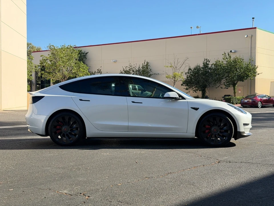 2022 Tesla Model 3 - Image 15 of 21