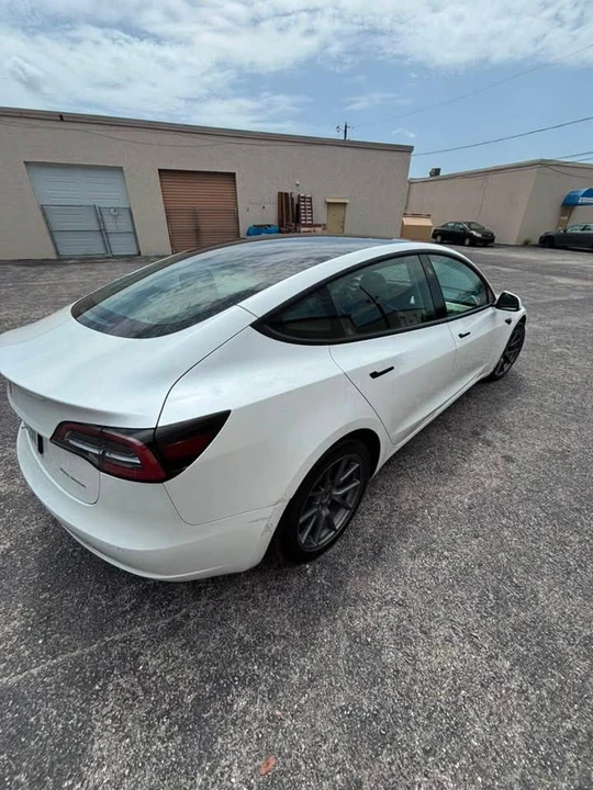 2022 Tesla Model 3 - Image 8 of 15
