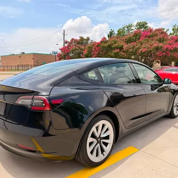 2022 Tesla Model 3 Standard Range Plus Sed