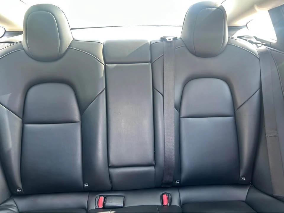 2022 Tesla Model 3 - Image 9 of 11