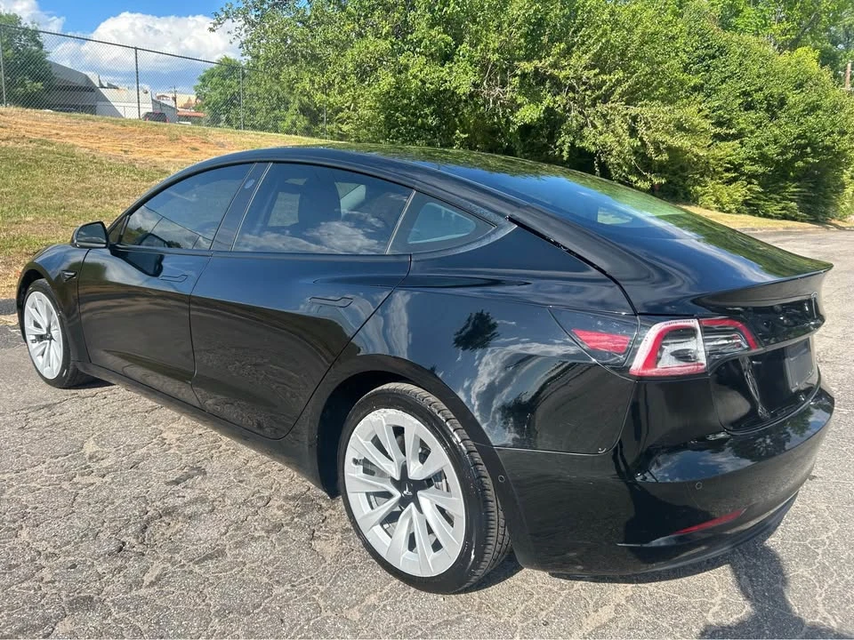 2022 Tesla Model 3 - Image 6 of 11