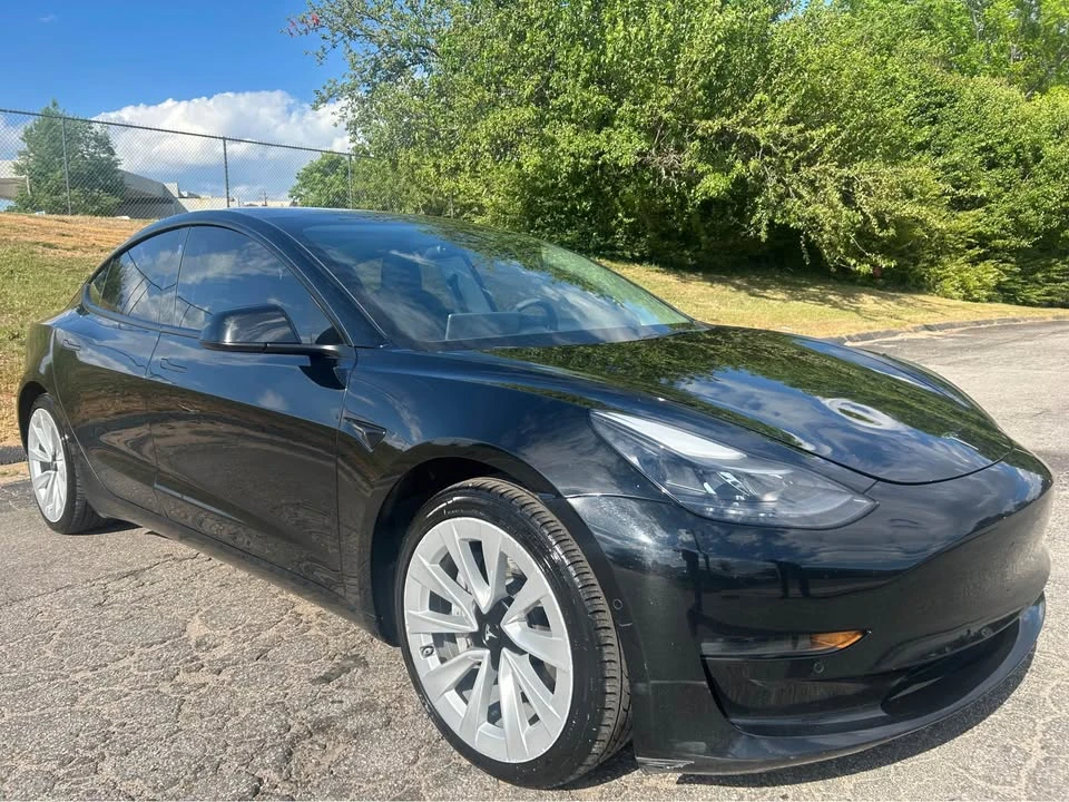 2022 Tesla Model 3 - Image 3 of 11