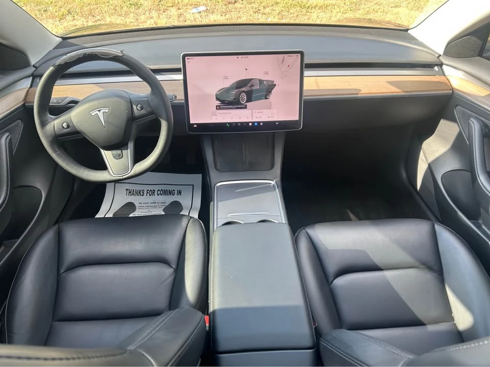 2022 Tesla Model 3 - Image 10 of 11