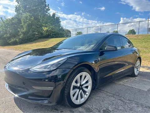 2022 Tesla Model 3 Standard Range Plus