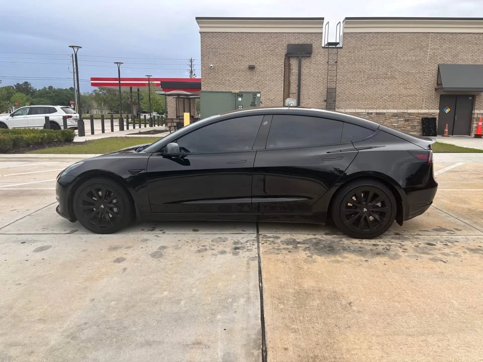 2022 Tesla Model 3 - Image 9 of 20