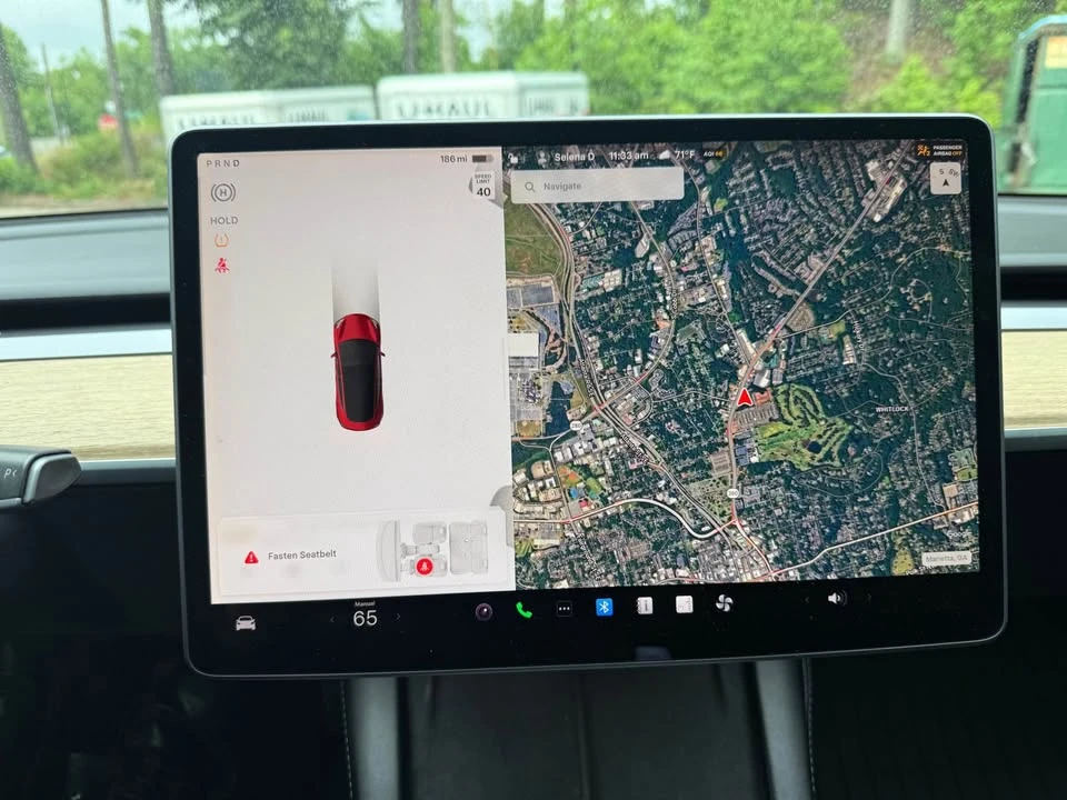 2022 Tesla Model 3 - Image 15 of 18