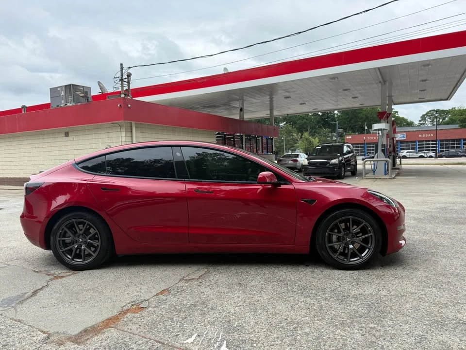 2022 Tesla Model 3 - Image 3 of 18