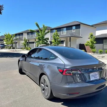 2022 Tesla Model 3 Standard Range Plus