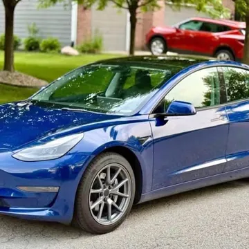 2022 Tesla Model 3 Standard Range Plus