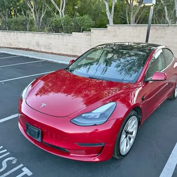 2022 Tesla Model 3 Standard Range Plus