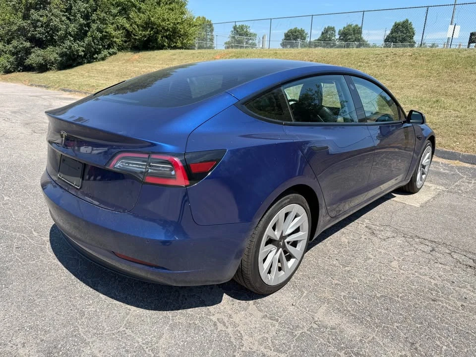 2022 Tesla Model 3 - Image 8 of 16