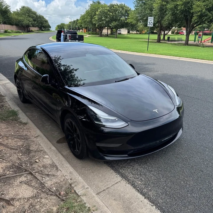 2022 Tesla Model 3 - Image 9 of 10