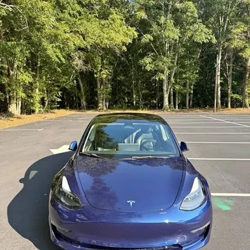 2022 Tesla Model 3 Standard Range Sedan 4D