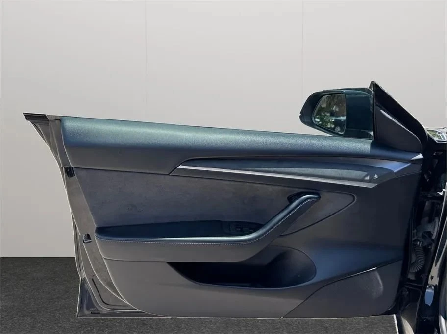 2022 Tesla Model 3 - Image 19 of 20