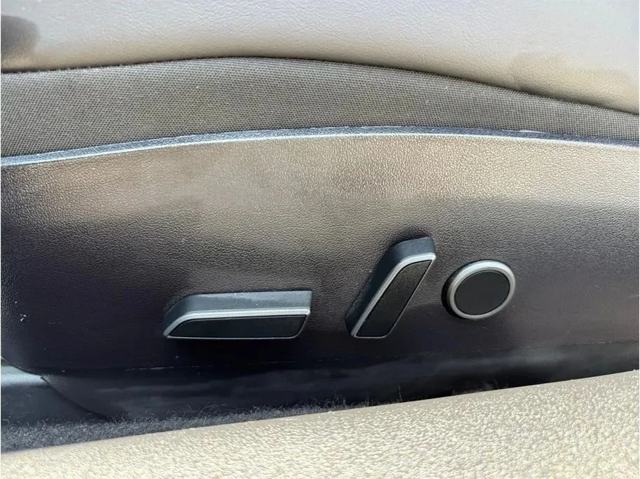2022 Tesla Model 3 - Image 18 of 20